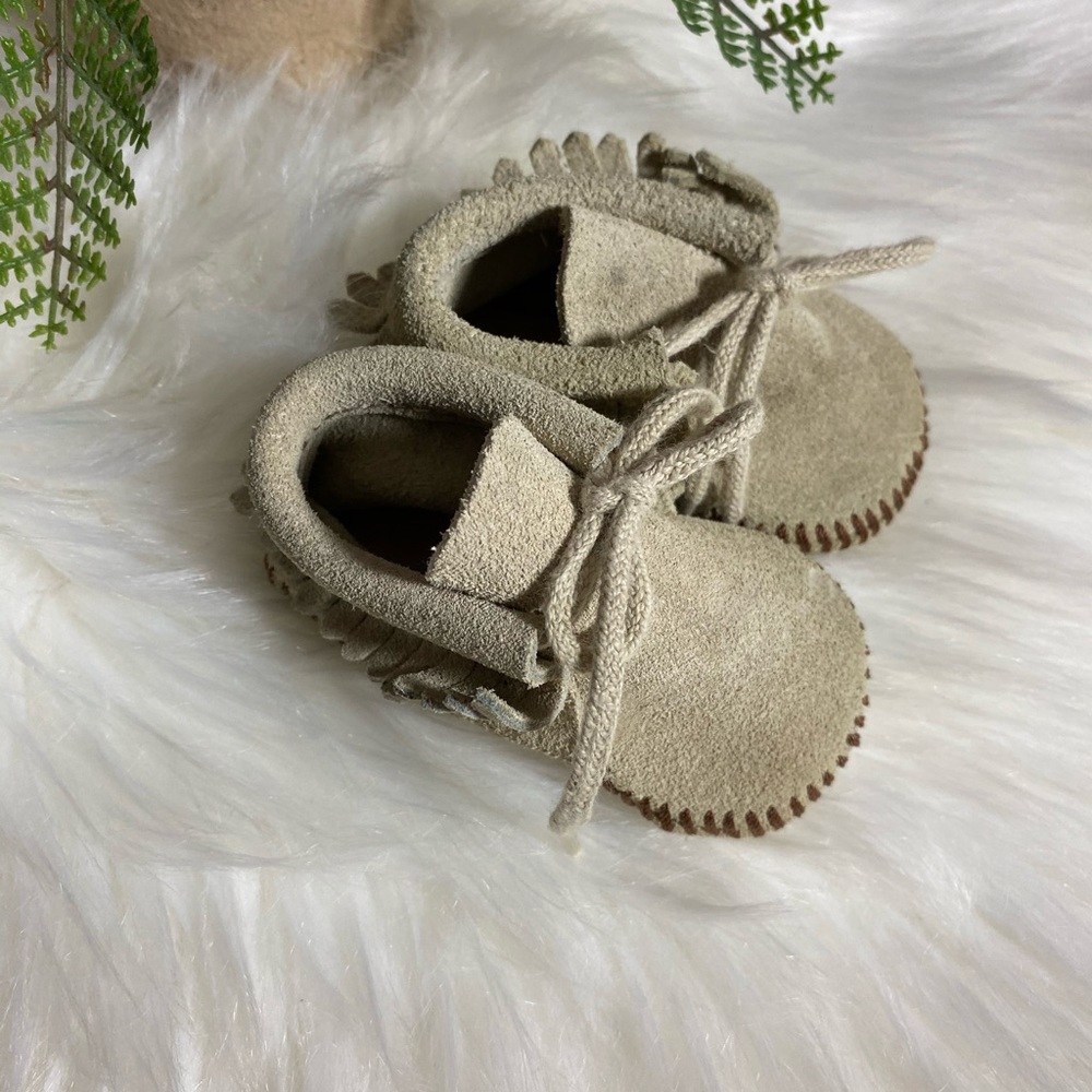 ✨Adorable Leather Baby Moccasins
